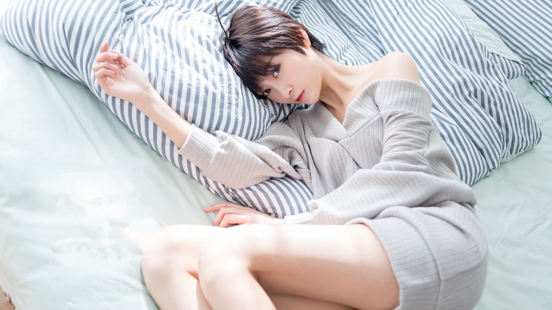 英超球队使用动态战术模拟提升防线横移速度的应用研究,英超攻防转换