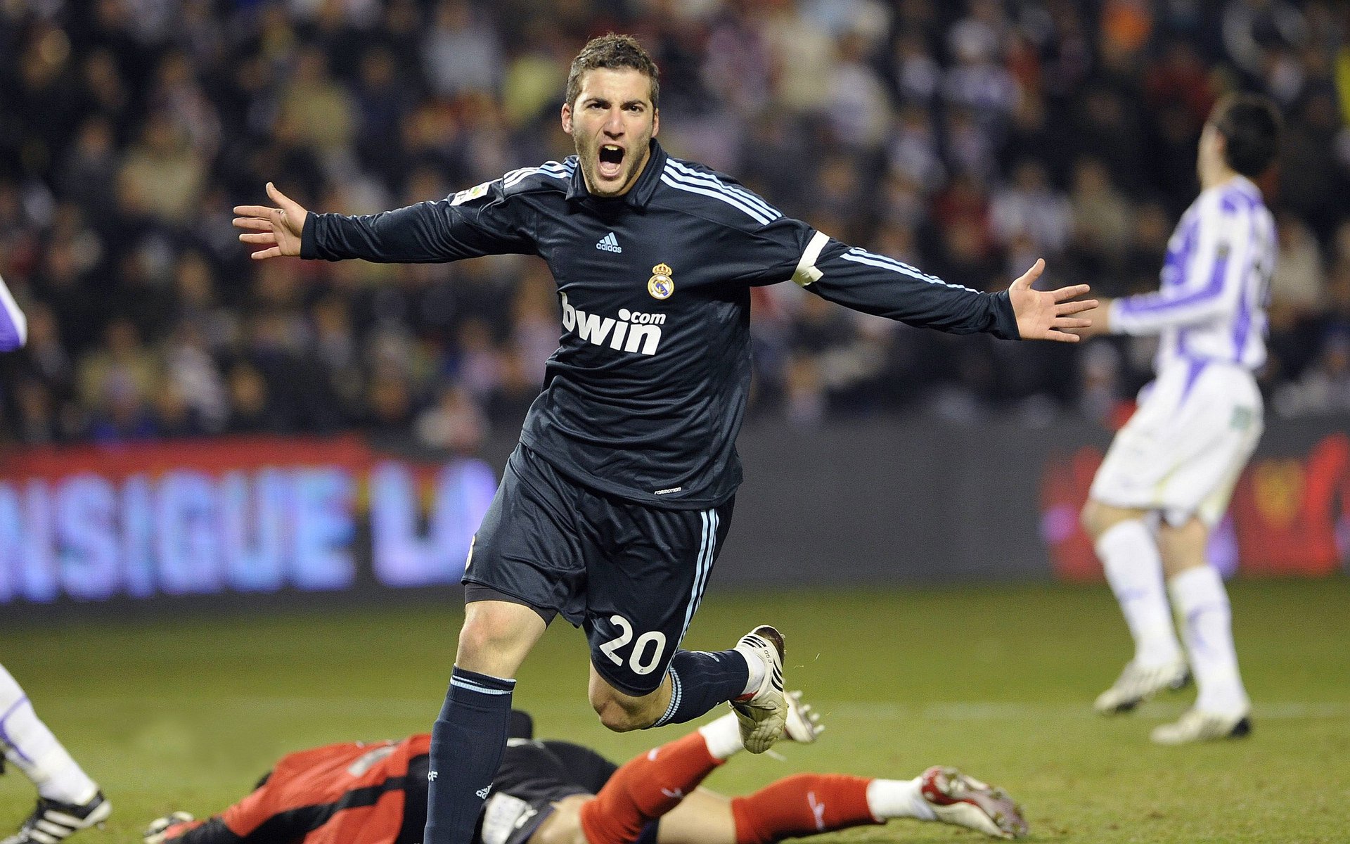 影响深远：联盟推行新数据分析对战术的改变，影响联盟手游怎么玩