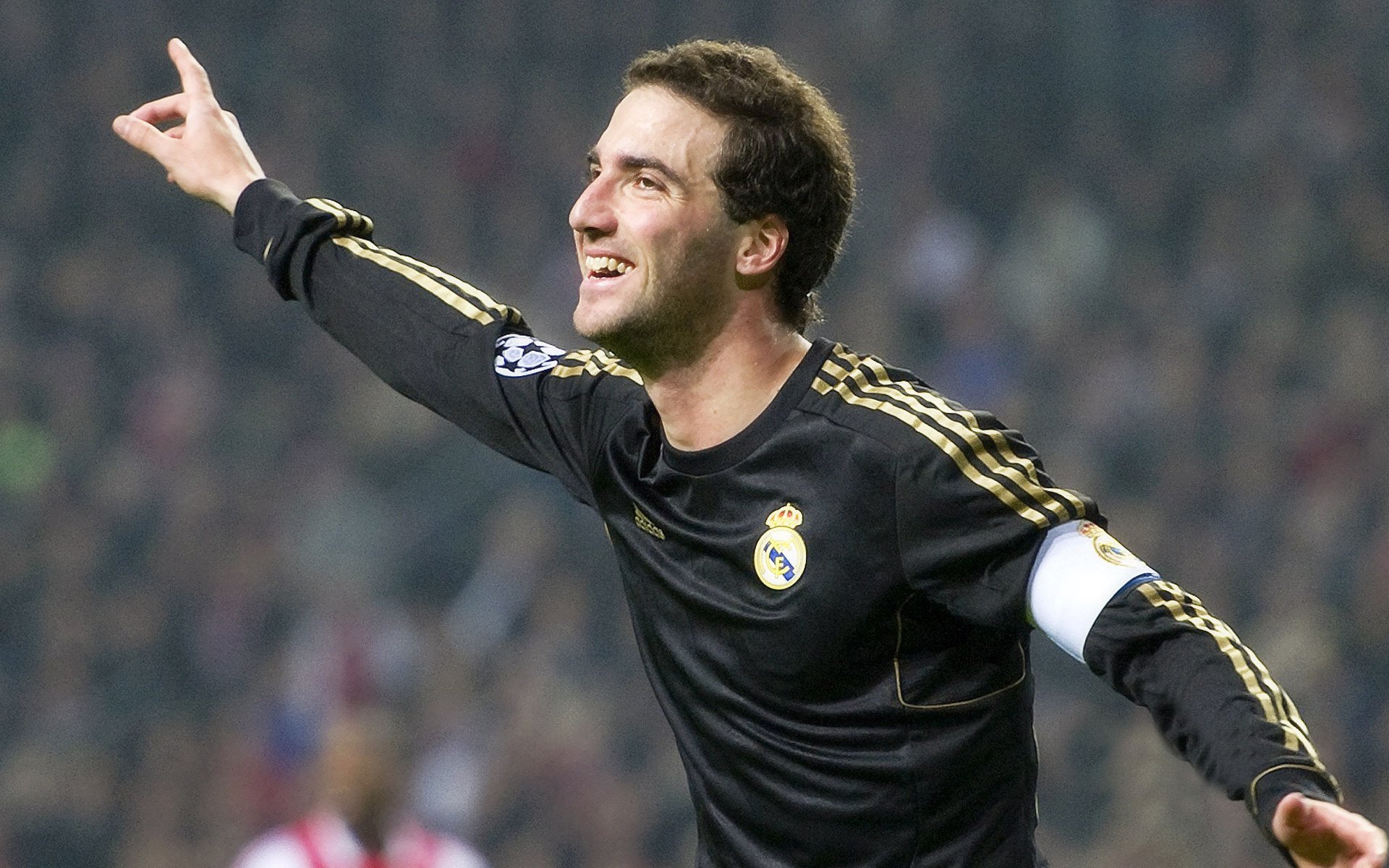 爱游戏体育官网-球迷热议：联盟最具潜力的“新星兵团”，新星战队官网